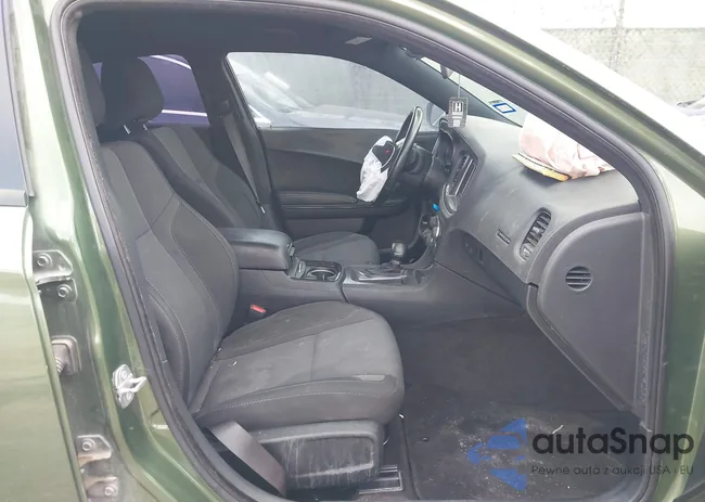 2C3CDXBG9KH522696: 44148448