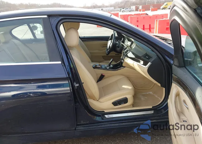 WBA5A5C52ED503517: 44149473