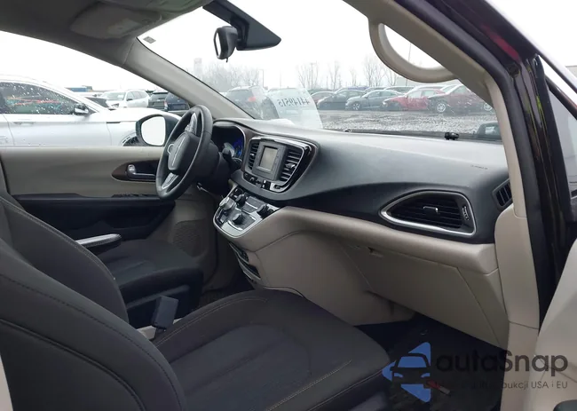 2C4RC1CG5HR529393: 44149515