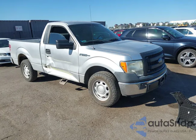 1FTMF1CM5EFA62082: 44149518