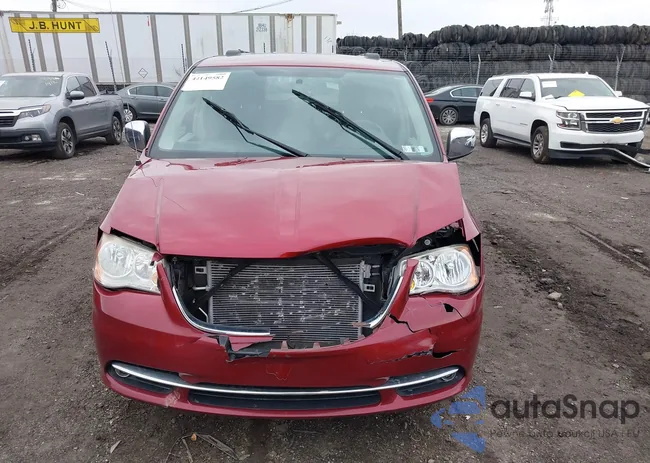 2A4RR8DG5BR682198: 44149582