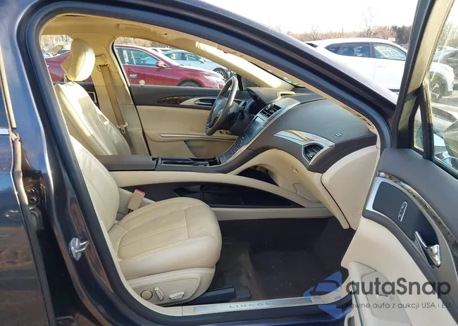 3LN6L2G99ER826219: 44149596