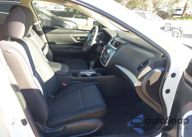 1N4AL3AP0GN331821: 44149610