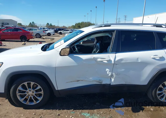 1C4PJLLBXKD395889: 44149654