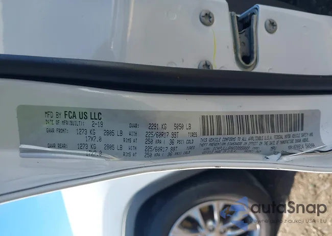 1C4PJLLBXKD395889: 44149654