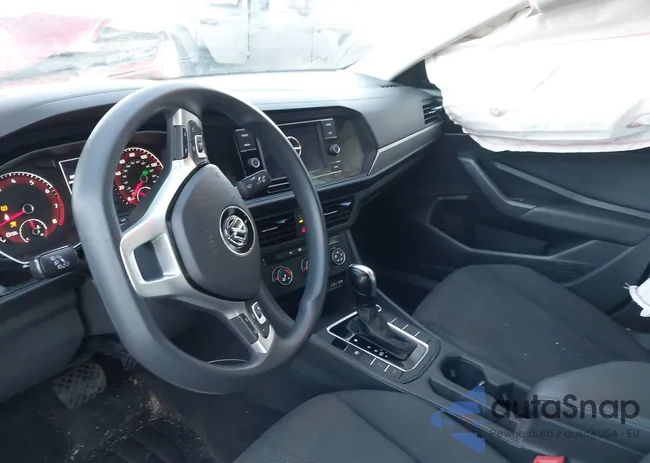 3VWC57BU2MM013534: 44149685