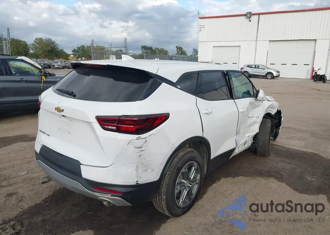 3GNKBHR48SS224918: 44149688