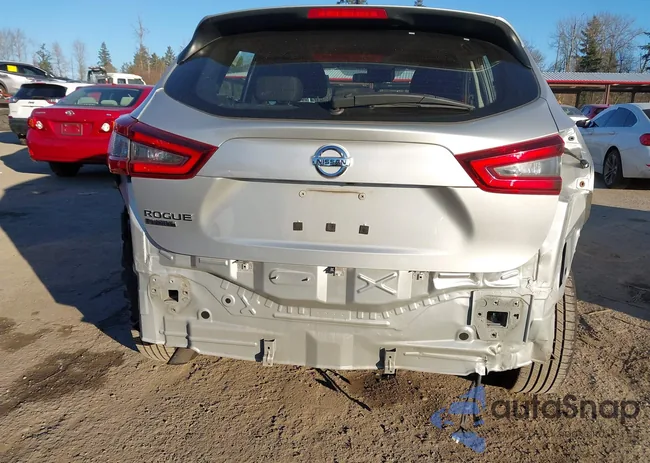 JN1BJ1CV3LW261369: 44149705