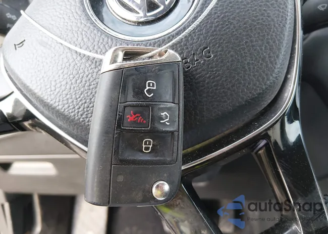 3VV2B7AX2LM096904: 44149739