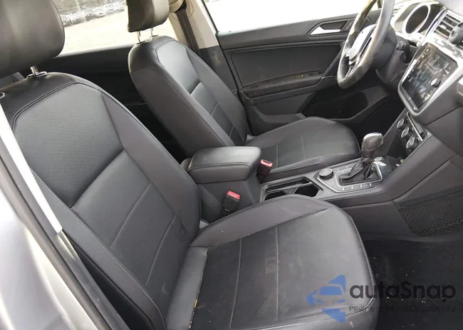 3VV2B7AX2LM096904: 44149739