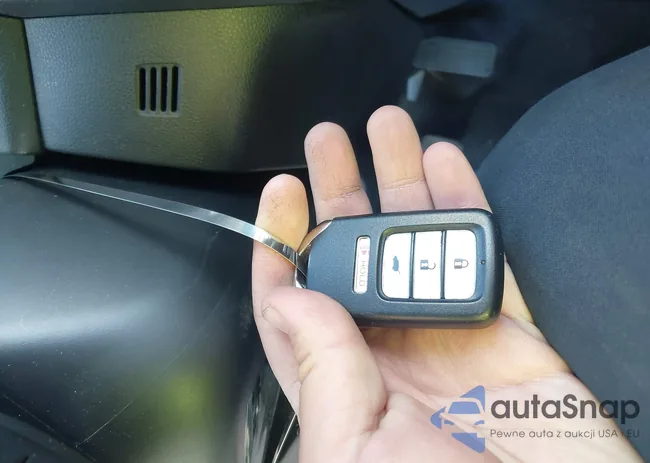 3HGGK5H89JM731218: 44149750