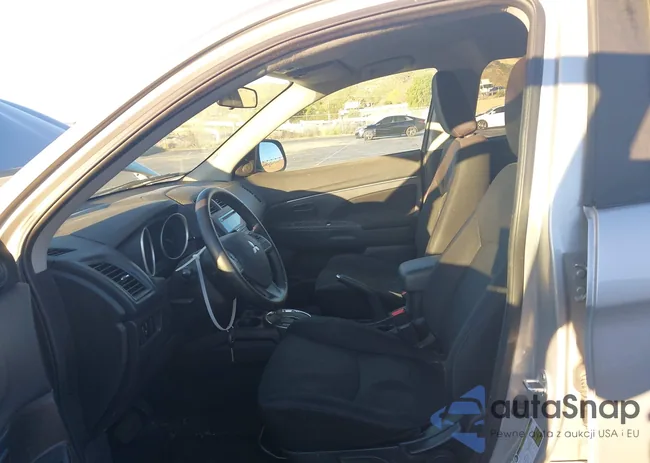 4A4AP3AW0FE024677: 44149849