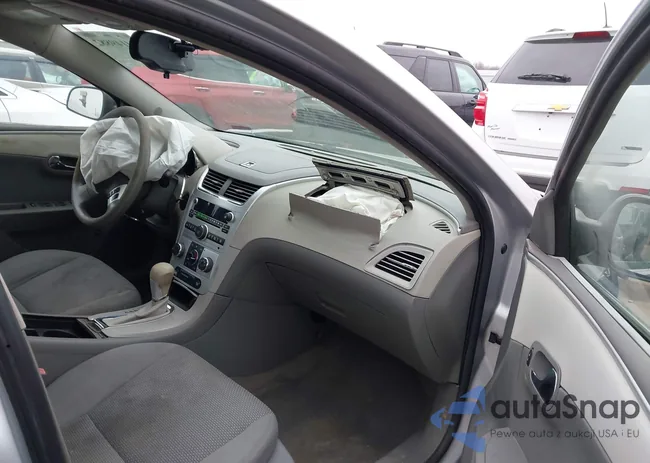 1G1ZB5E10BF148996: 44149882