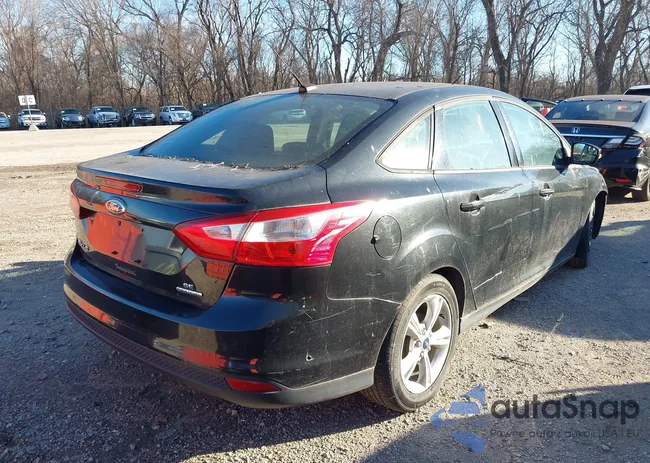 1FADP3F21EL430848: 44149903