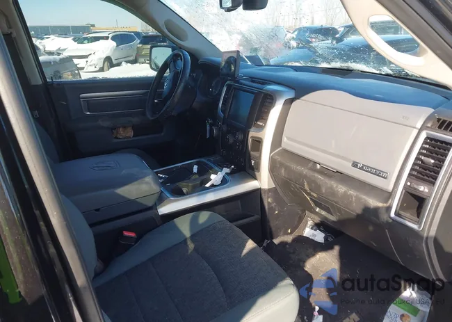 3C6RR7LT0GG175437: 44149958