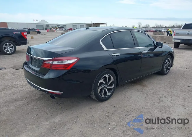 1HGCR2F88GA223579: 44149961