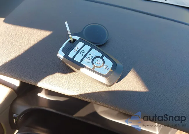 5LM5J7XC6LGL18186: 44149992