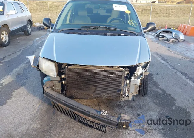 1A4GP45R96B690749: 44149081