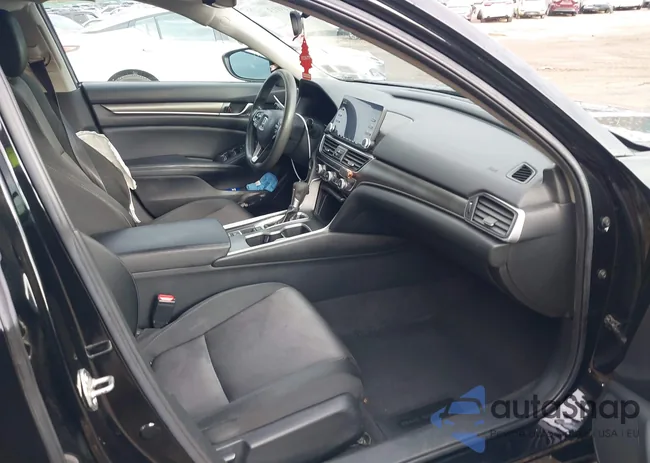 1HGCV1F19KA013722: 44149113