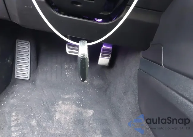 1FATP8UH1N5103418: 44149127