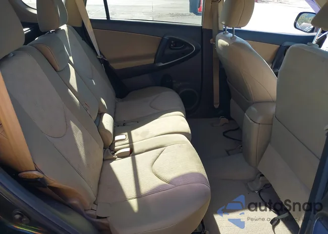 2T3BF4DV7BW153915: 44149209