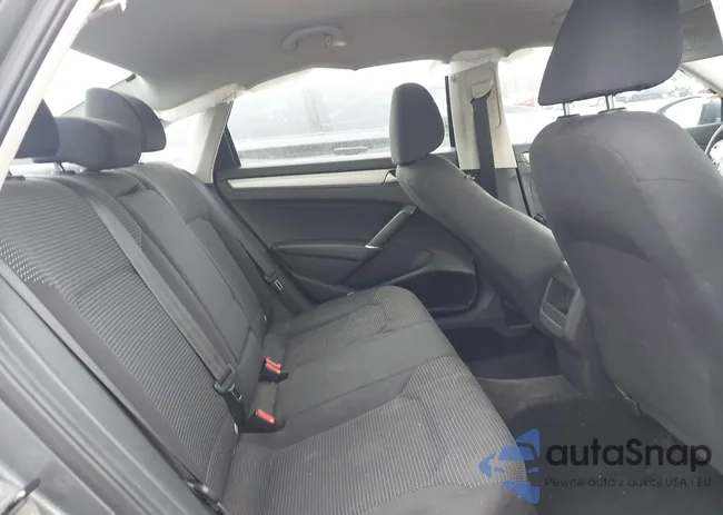 1VWAT7A39GC037471: 44149211