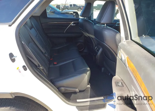 2T2BZMCA2HC093823: 44149312