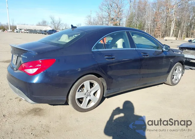 WDDSJ4GB6HN424291: 44149346