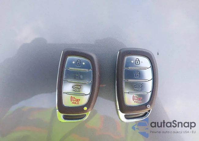 KMHC05LC8JU071808: 44149357