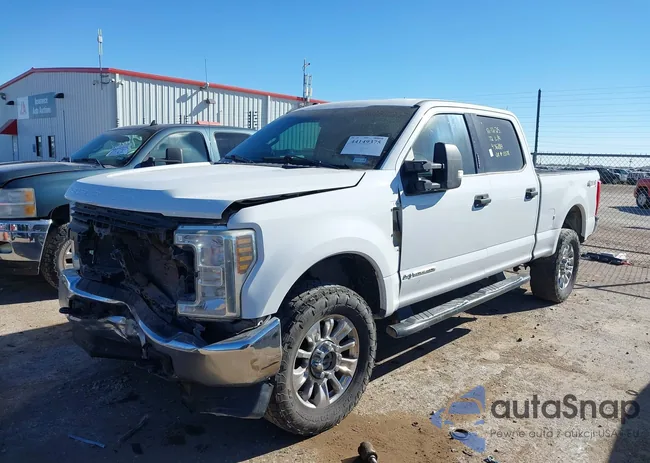 1FT7W2BT1KED77023: 44149375