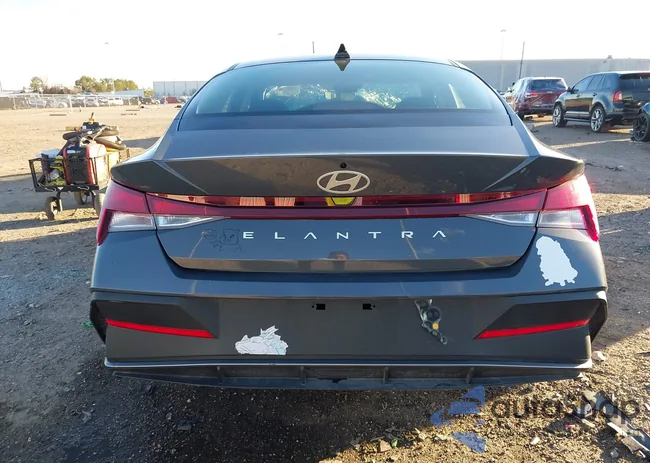 KMHLL4DG9SU918033: 44150524