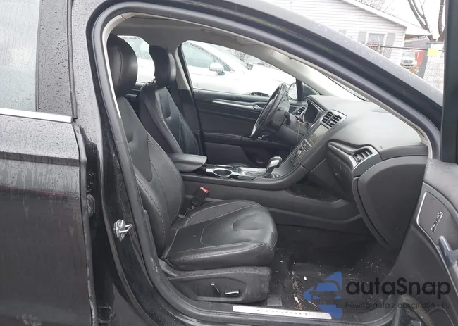 3FA6P0D99DR276882: 44150671