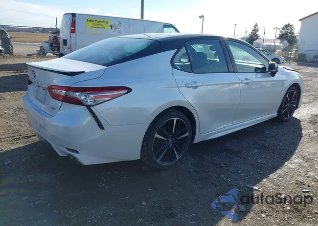 4T1B61HK5JU135631: 44150694