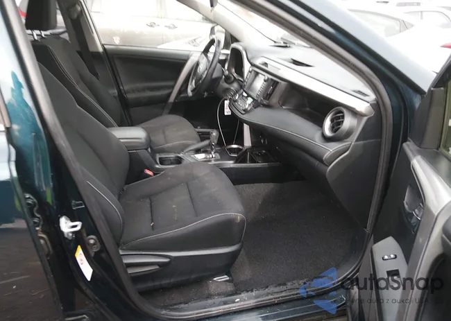 JTMRFREV0HJ135323: 44150711