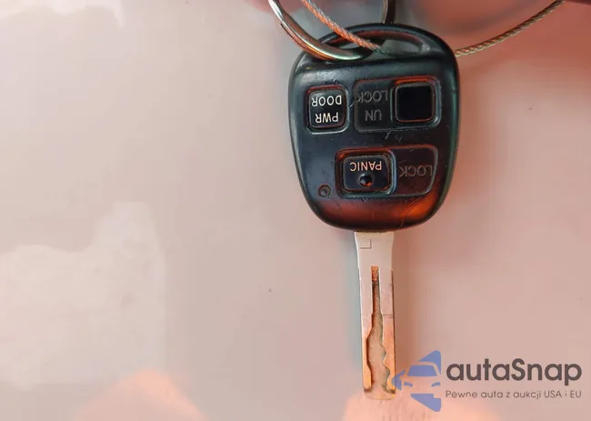 2T2GK31U79C059153: 44150728