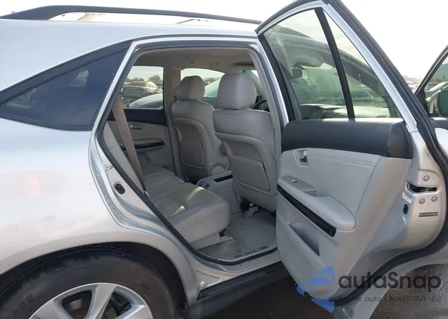 2T2GK31U79C059153: 44150728