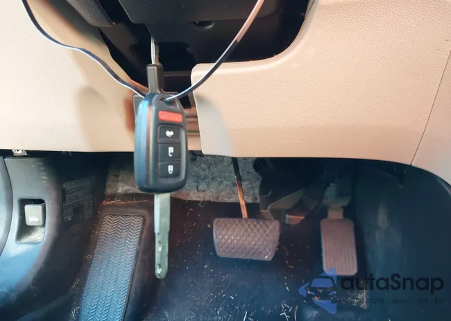 1HGCR2F35DA010685: 44150785