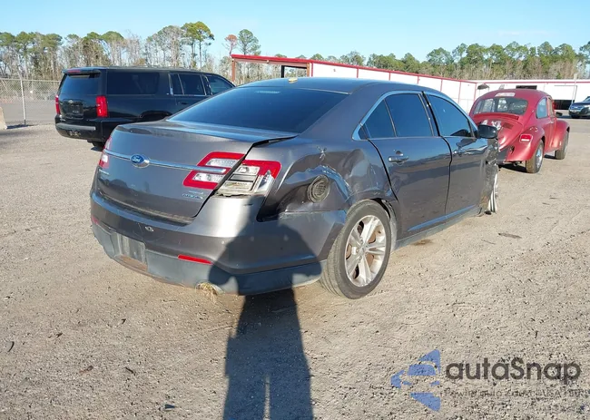 1FAHP2E82EG122470: 44150813