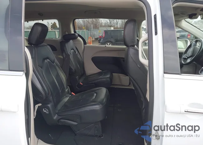 2C4RC1BG5LR284525: 44150885