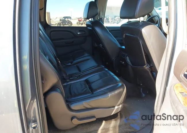 3GNFC16J57G100700: 44150923