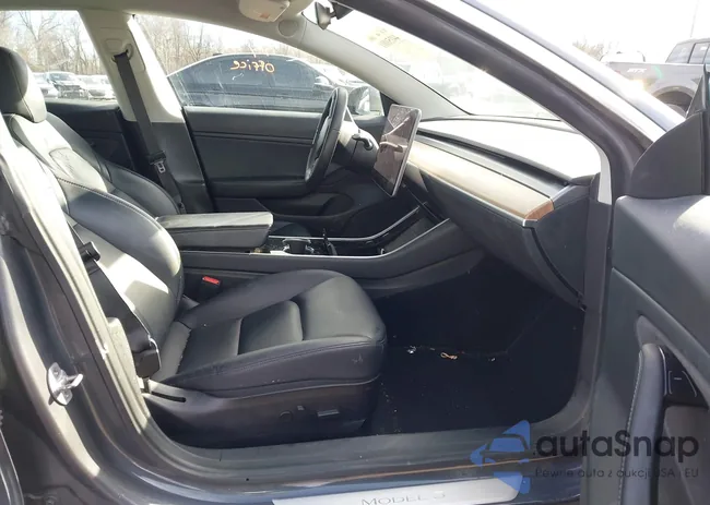 5YJ3E1EC3LF623674: 44151011