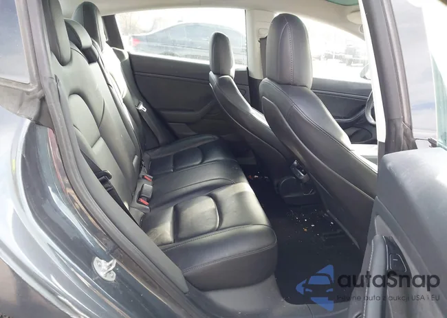 5YJ3E1EC3LF623674: 44151011