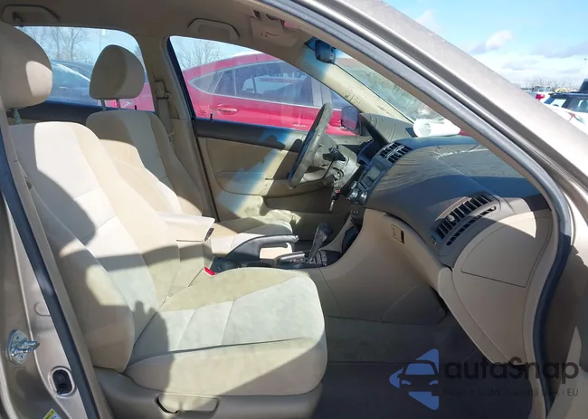 1HGCM56455A095733: 44151051