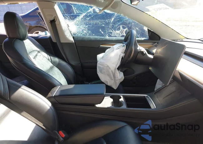 5YJ3E1EAXMF987008: 44150321