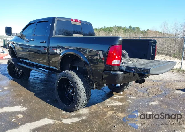 3C6UR5DL9JG108713: 44150449