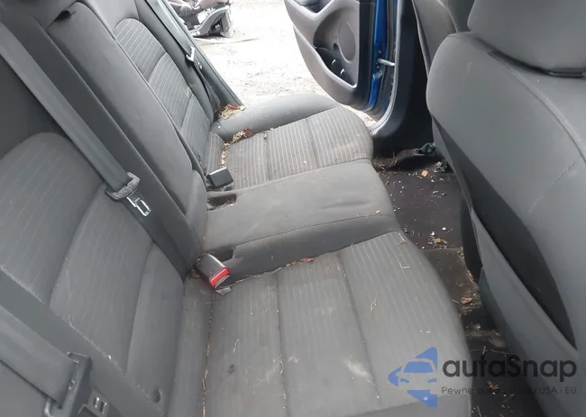 KNAFX4A6XE5190106: 44151473