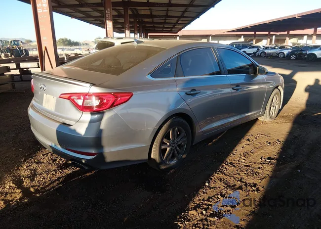 5NPE24AF7FH064865: 44151475