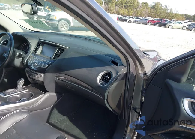 5N1DL0MM2JC501070: 44151512