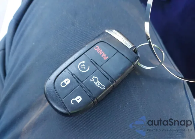 2C3CDXBG5DH661212: 44151564