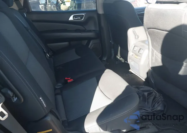 5N1DR2MM3JC642224: 44151575